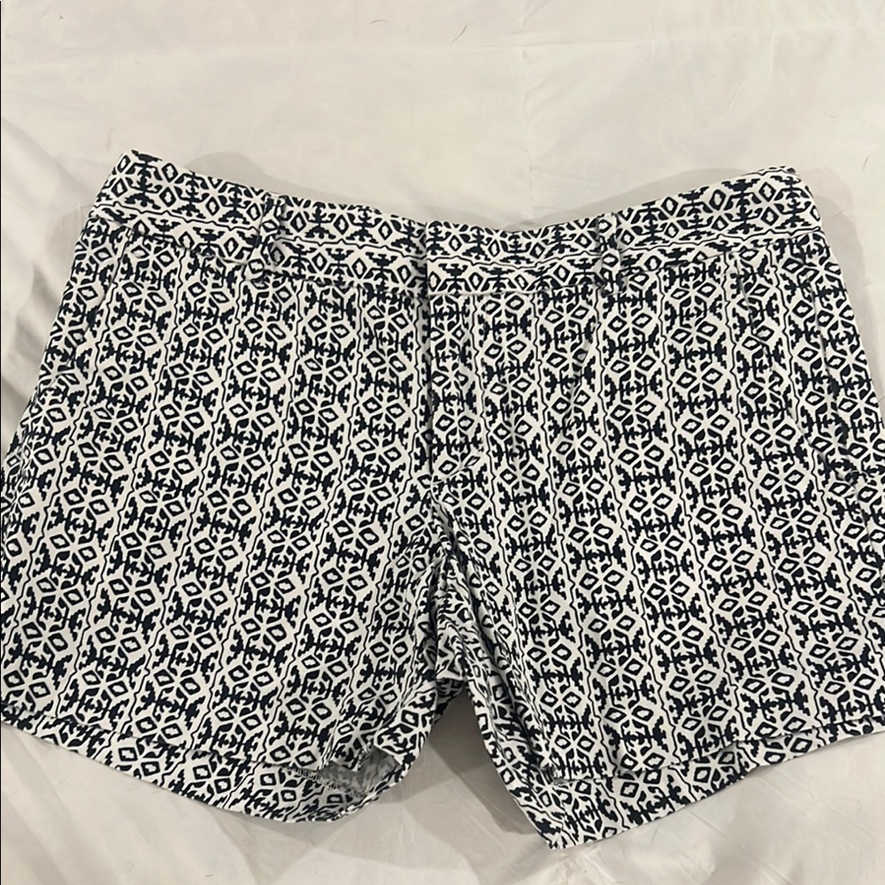 Banana Republic Geometric Pattern Shorts